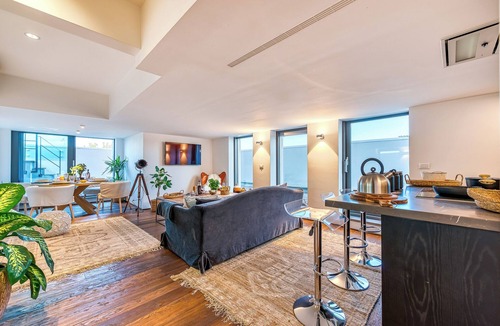 Vatican Apartment | Skylife 360° Rooftop Penthouse