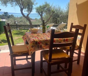 Passignano sul Trasimeno Apartment | Slow Life La Casa sul Lago - di Jenny Via Vittorio Minelli Completamente climatizzata