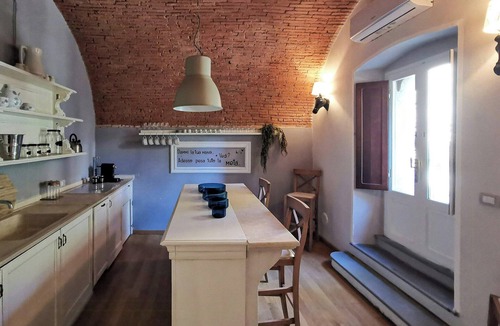 Campiglia Marittima House | Small castle with sea view in Campiglia Marittima