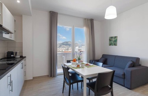 Corso dei Mille - Sant'Erasmo Apartment | Solemar Sicilia Multisuite Family 8.3
