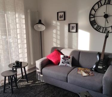 Zona XXX Castel Fusano Apartment | Sosta Rock