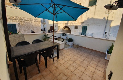 Sammichele di Bari Apartment | Sotto L'arco House