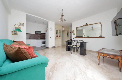 Ostiense Apartment | Spacious 2BR, 2 Bath - walking distance to Roma Tre Uni and Metro A