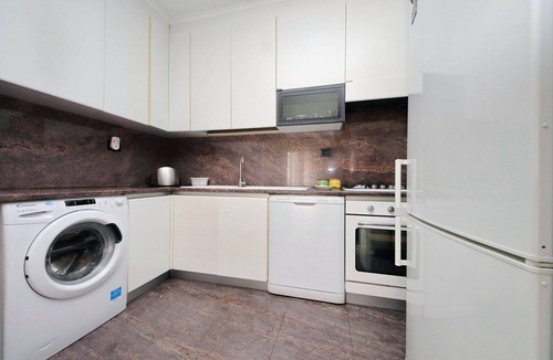 Ostiense Apartment | Spacious 2BR, 2 Bath - walking distance to Roma Tre Uni and Metro A