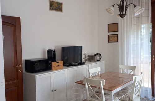 Serramazzoni Apartment | Spacious apartment with a garden, 20 minutes from Maranello