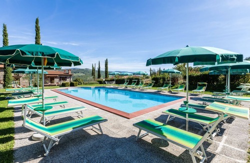 Caprese Michelangelo Villa | Spacious villa with private pool in Tuscany, in the Valtiberina countryside