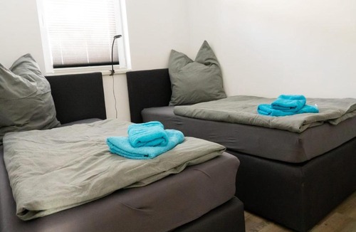 Guentersberge Apartment | Spacious Lakeview Getaway