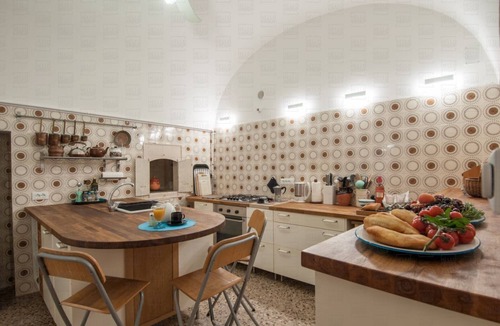 Centro Storico Apartment | Spacious Old Town Home with Magic Rooftop View – Where the Sea Meets the City