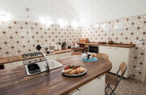 Centro Storico Apartment | Spacious Old Town Home with Magic Rooftop View – Where the Sea Meets the City