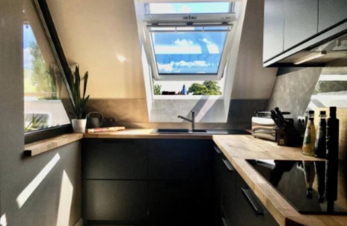 Neukoelln Apartment | Spacious Rooftop Penthouse with Private Terrace in Central Berlin