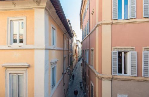 Rione III Colonna Apartment | Spanish Steps Amazing Terrace