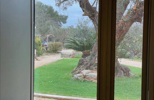 San Michele Salentino House | Splendid Apulian property with trullo, large swimming pool and orchard