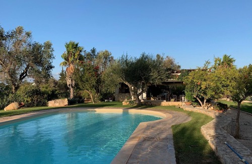 San Michele Salentino House | Splendid Apulian property with trullo, large swimming pool and orchard