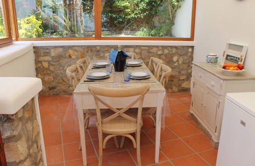 Le Forna Villa | SPLENDID VILLA IMMERSED IN THE GREEN PEAK ON THE SEA
