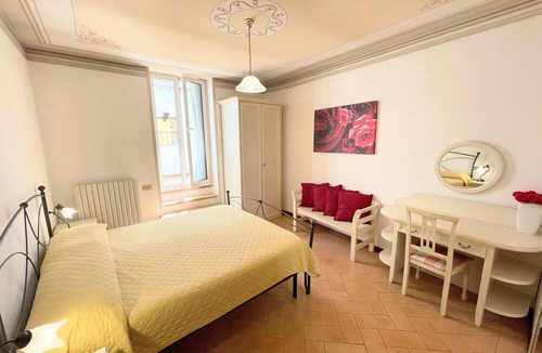 Spoleto Apartment | Spoleto trendy - Central apartment surrounded by shops - car not essential
