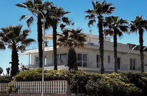 Avola Villa | St. Charles Puntocom, sea ​view, with swimming pool and parking