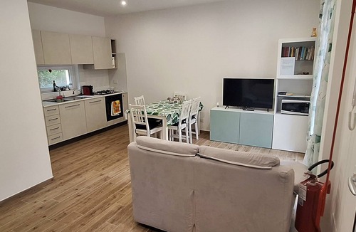 Ostiense House | St. Paul Hideout - vacation home surrounded by greenery within walking distance of the metro
