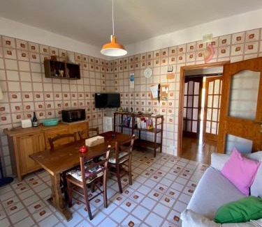Mola di Bari House | Stanza matrimoniale bagno privato