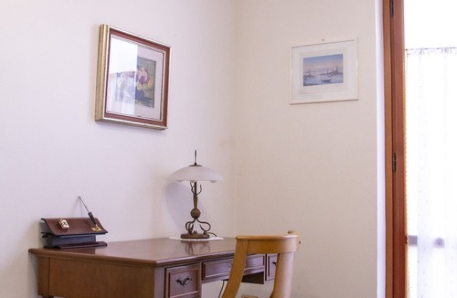 Vecchiano Apartment | Stately home in the heart of Tuscany