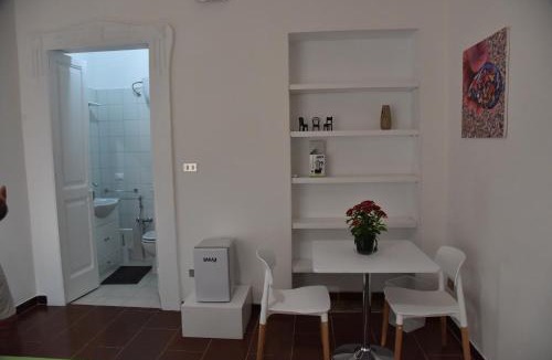Lecce House | Stella Double Bedroom