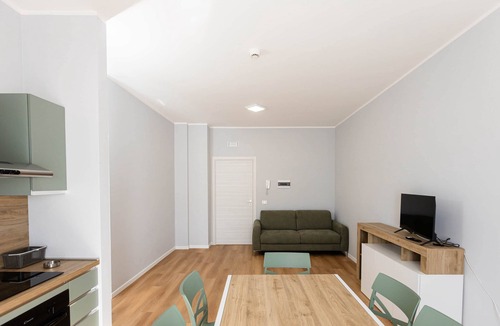 Margherita di Savoia Apartment | Street View Apartment