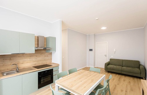 Margherita di Savoia Apartment | Street View Apartment