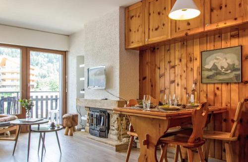 Saint-Pierre-de-Clages Apartment | Studio Bouleaux B2 by Interhome