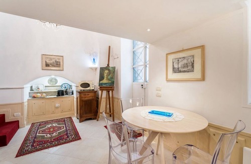 Rione IV Campo Marzio Apartment | Studio D'Artista, Stylish Loft in the Heart of Rome