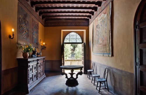 Passignano sul Trasimeno Villa | Stunning villa for 12 guests with private pool, WIFI, A/C, TV, terrace and panoramic view