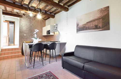 Marcellano Apartment | Stunning apartment in Frazione Marcellano