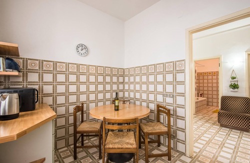 Montarioso Apartment | Stunning apartment in Monteriggioni with WiFi
