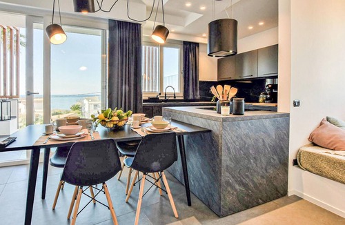 Trappeto Apartment | Stunning apartment in Trappeto with WiFi