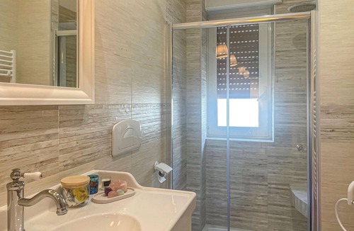 Taranto Apartment | Stunning apartment in Taranto with WiFi