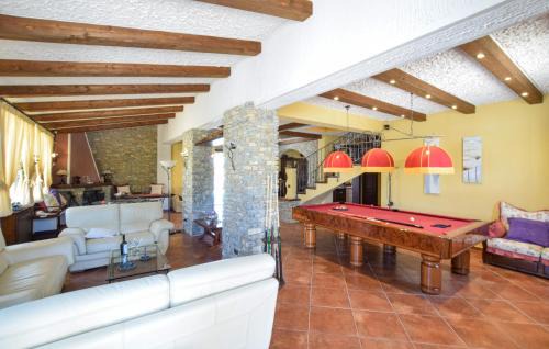 Altavilla Milicia House | Stunning Home In Altavilla Milicia