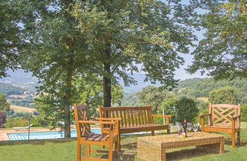 Citerna House | Stunning home in Citerna -PG-