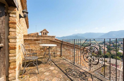 Sarnano House | Stunning Home In Sarnano With Wifi