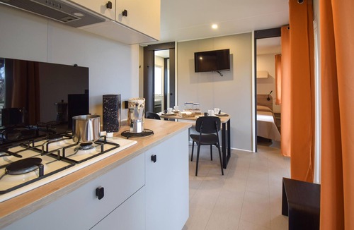 Lido di Tarquinia House | Stunning home in Tarquinia with swimming pool