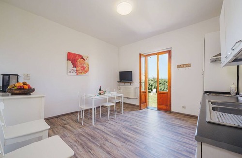 Castelfranco di Sotto House | Stunning villa for 4 people with WIFI, pool, TV and patio