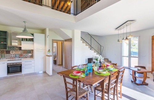 Casale Marittimo House | Stunning private villa for 6 guests with WIFI, A/C, TV, terrace, pets allowed and panoramic view