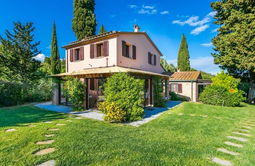 Riparbella House | Stunning private villa for 10 people with A/C, WIFI, private pool, TV, patio and panoramic view