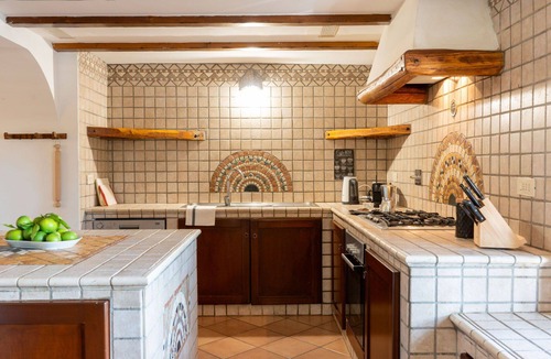 Lake Bracciano Villa | Stunning private villa for 8 guests with private pool, WIFI, A/C, TV and terrace