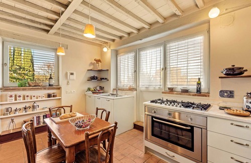 Sarteano Villa | Stunning private villa with private pool, A/C, WIFI, TV and patio, close to Montepulciano