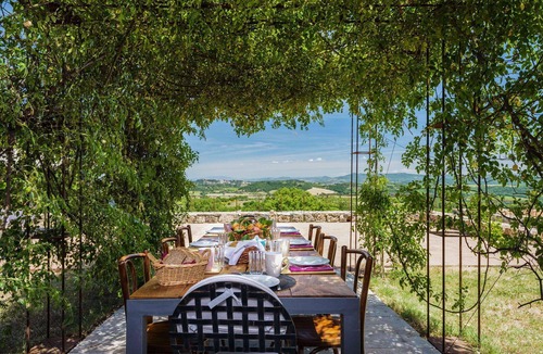 Sarteano Villa | Stunning private villa with private pool, A/C, WIFI, TV and patio, close to Montepulciano