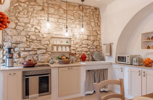 Martina Franca Villa | Stunning private villa with A/C, WIFI, private pool, TV, patio and panoramic view, close to Ostuni