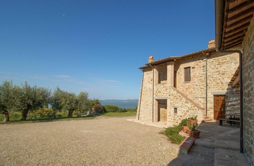 Torricella Villa | Stunning private villa with private pool, WIFI, A/C, hot tub, TV, patio, pets allowed and parking