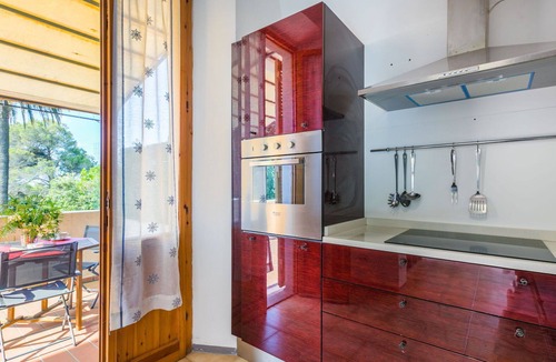Castiglioncello Villa | Stunning villa for 6 guests with WIFI, A/C, TV, terrace and pets allowed