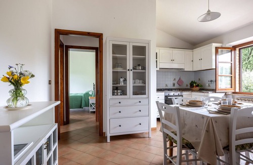 Chiusi House | Stunning villa for 4 guests with WIFI, TV and pets allowed, close to Montepulciano