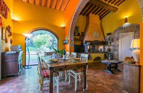 Fucecchio Villa | Stunning villa for 4 people with private pool, WIFI and TV