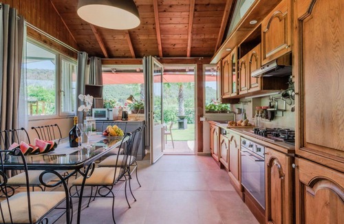 Rio Marina Villa | Stunning villa for 6 people with A/C, private pool, WIFI, TV, patio and pets allowed