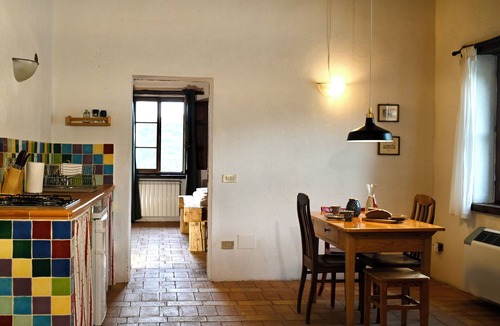 Teverina di Cortona Apartment | Stylish and sustainably furnished vacation apartment in the green heart of Umbria